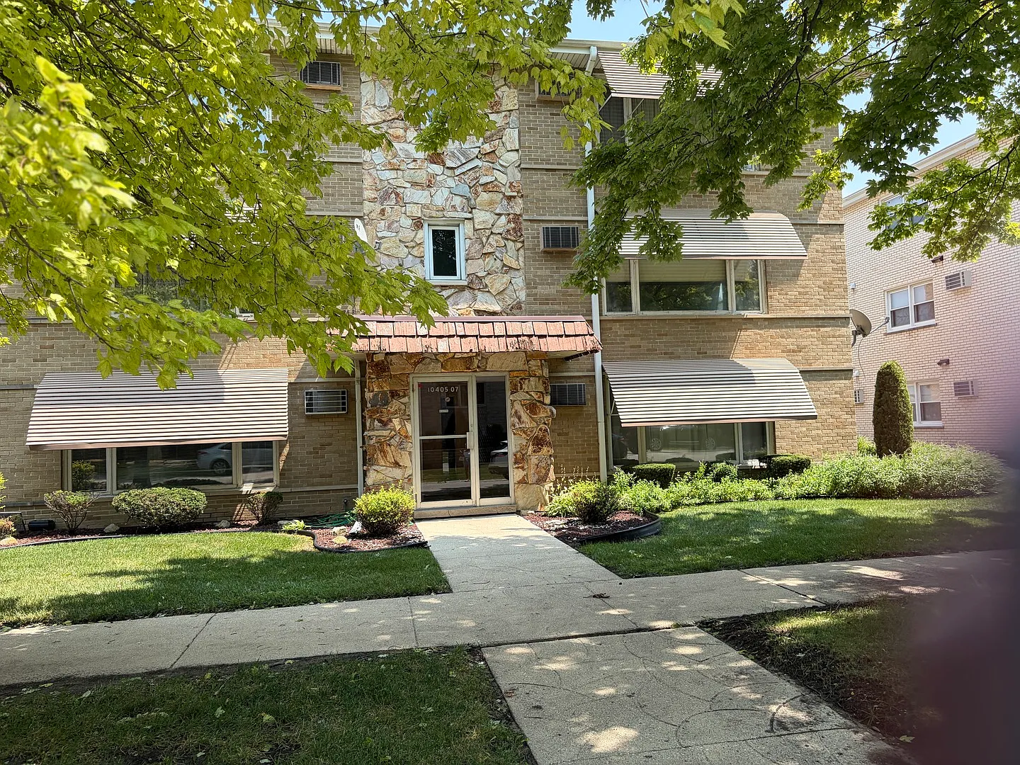 1 bed, 800 sqft, $1,450 — Photo 1