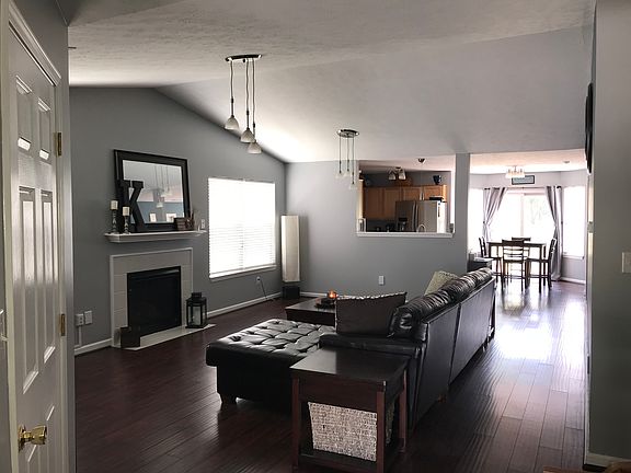 2nd image of 12437 Deerview Dr
