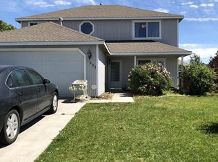 1323 S Cougar Dr, Moses Lake, WA 98837