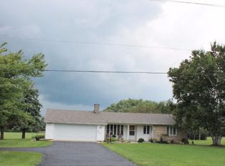 601 W Woodyard Ave, Ridge Farm, IL 61870