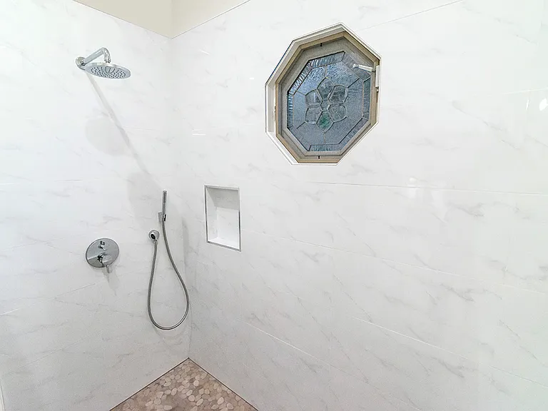 Step-in shower detail