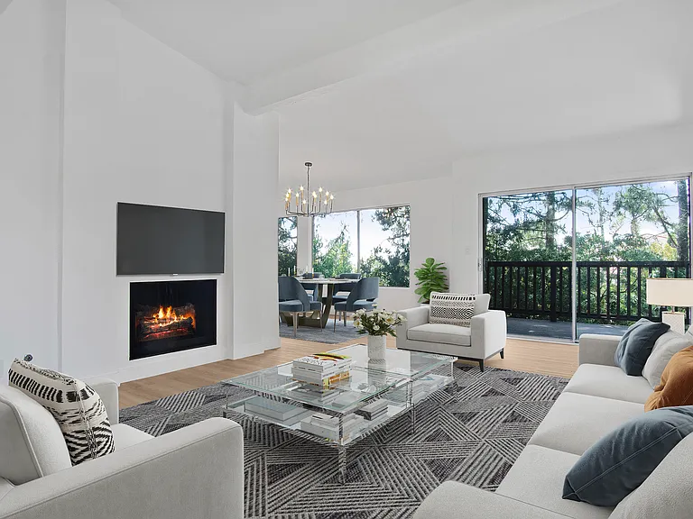 8 Aspen Way — Photo 1