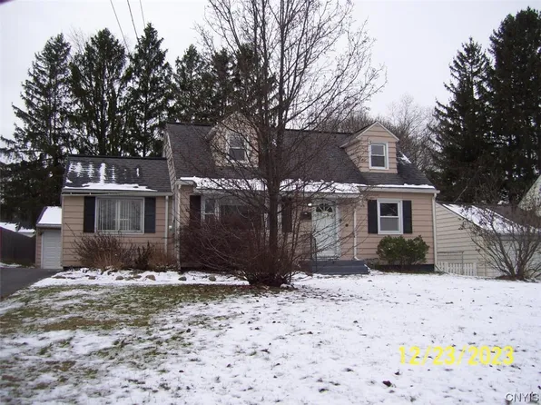 112 Terrace Dr, Syracuse, NY 13219