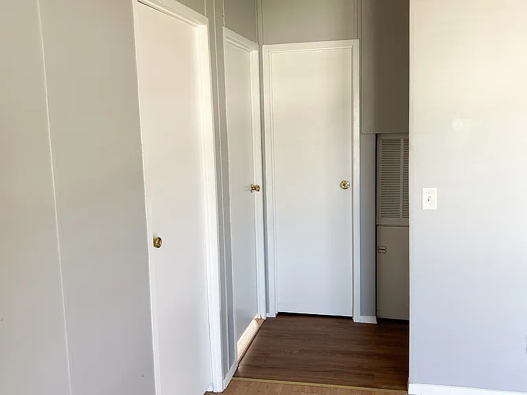128 Kayla Dr — Photo 15