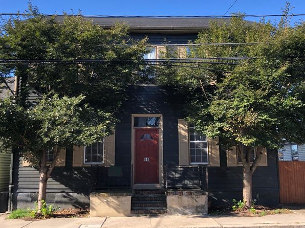 64 S Charlotte St #1
