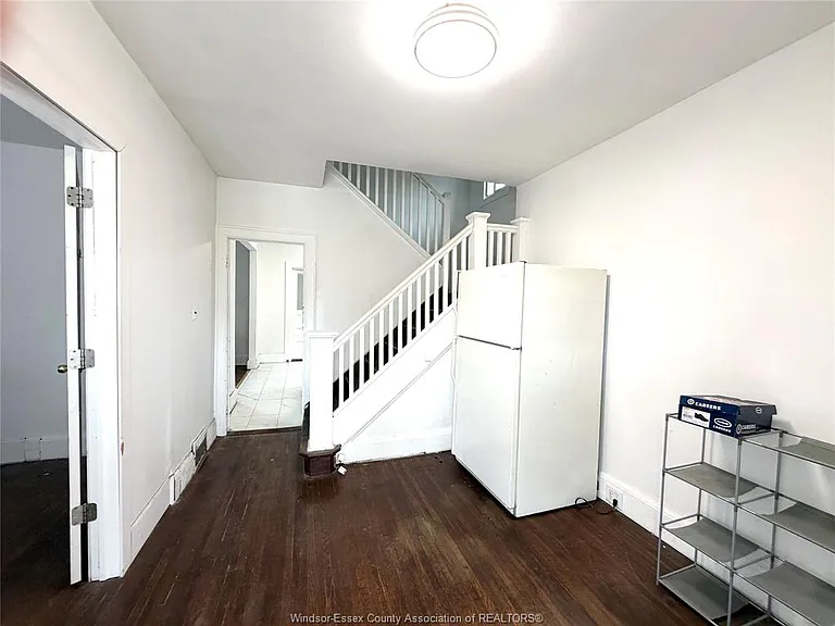 1117 Dougall Ave — Photo 5