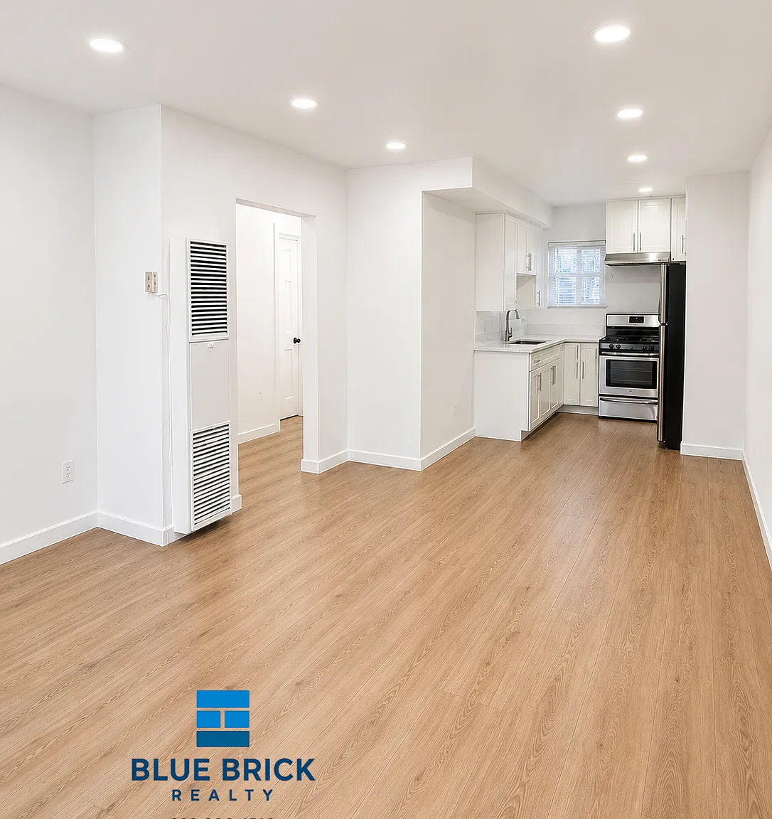 Stylish 2BR Living in the Heart of Van Nuys — Photo 1