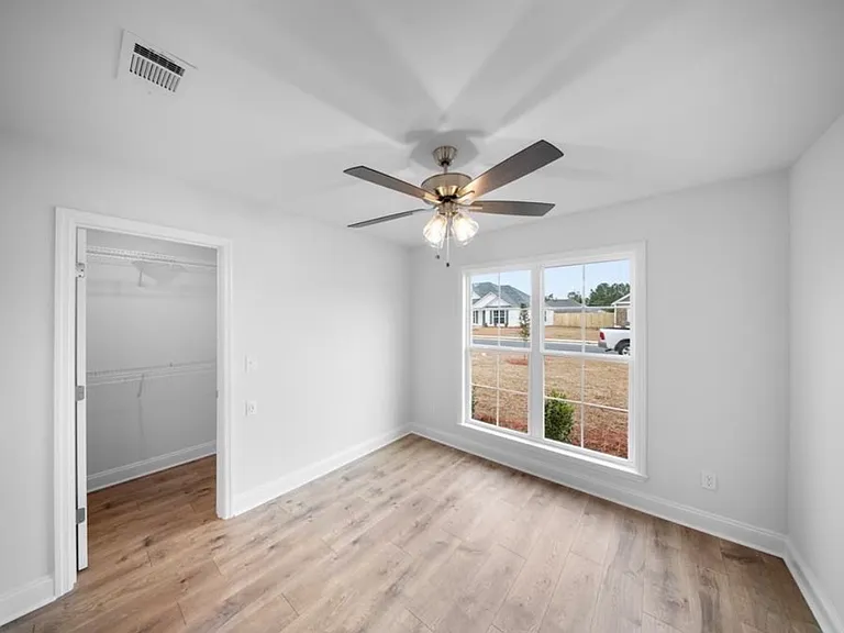 228 McNeal Heritage Cir — Photo 15