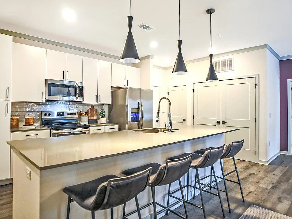 Livery Modern Apartments