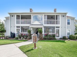 755 W Barrington Cir, Jackson, MI 49203