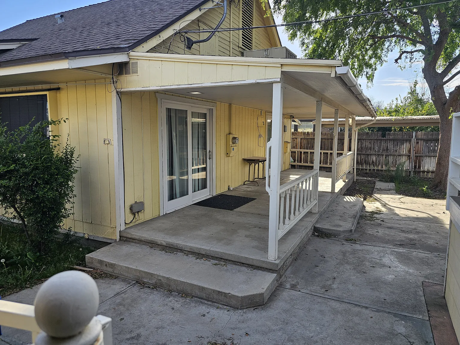 2900 Chester Ln — Photo 3