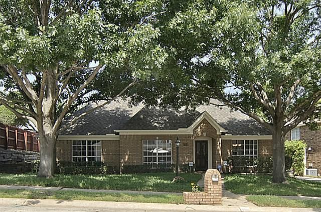 1st image of 2355 Dundee Dr