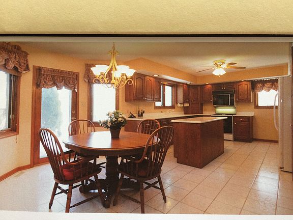 4th image of 10804 Maue Dr