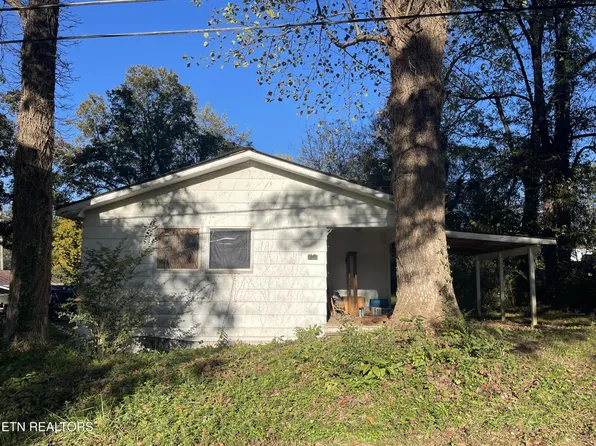 242 S Babcock St, Tellico Plains, TN 37385
