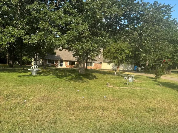 2809 Dogwood Dr, Edmond, OK 73013