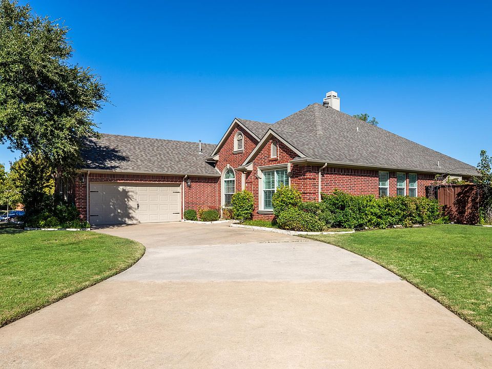 1st image of 2817 Royal Troon Dr