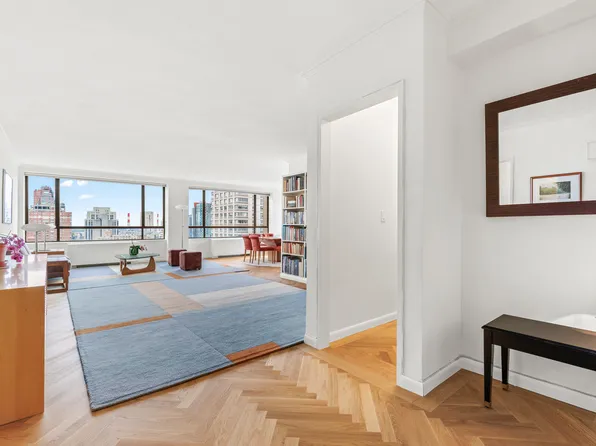 190 East 72nd Street image 1 of 12