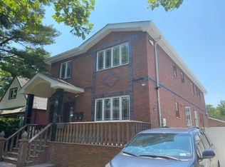 6444 138th St, Flushing, NY 11367