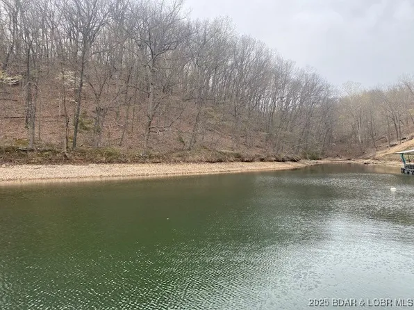 Mockingbird Rd, Lake Ozark, MO 65049