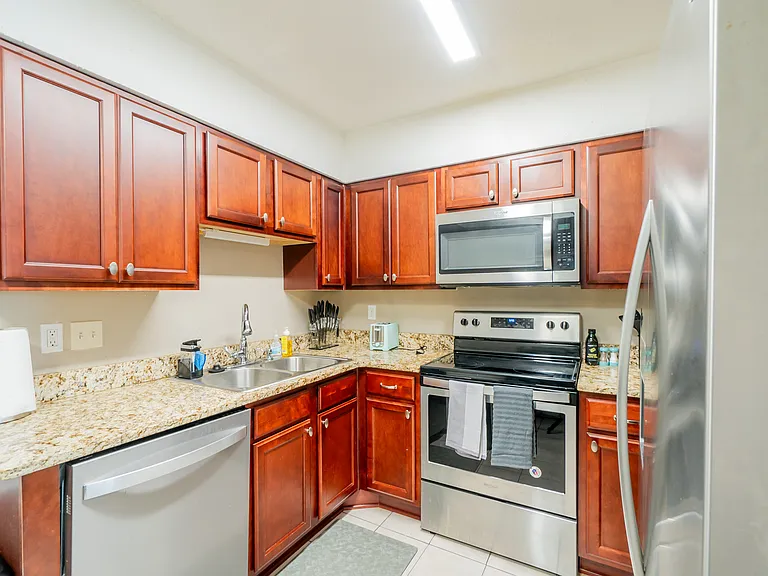 123 Alabama Ave NW #C — Photo 6