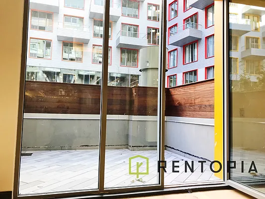 Rented by The KCI Group | media 21