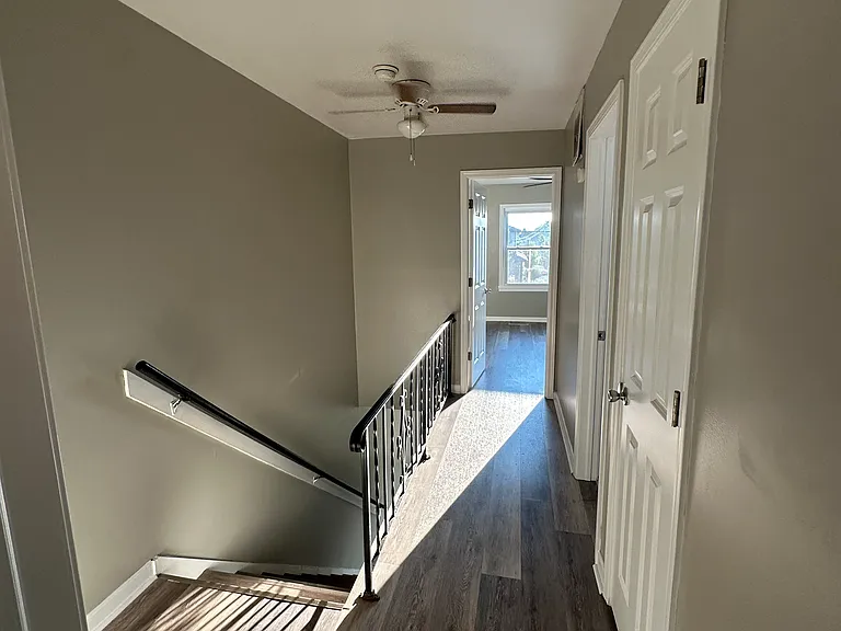 1529 Sheffield Ave #1529 — Photo 17