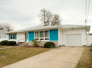 70 Superior View Blvd, North Providence, RI 02911