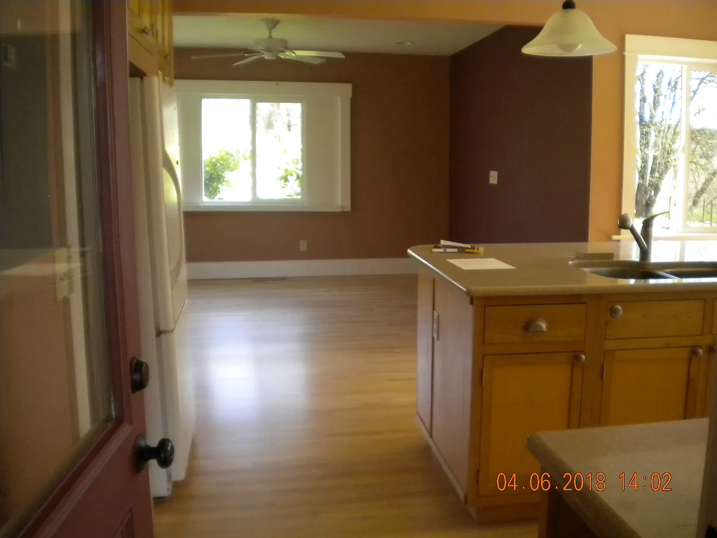 OWN815 — Photo 2