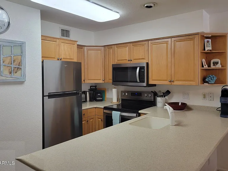 10080 E Mountain View Rd #127 — Photo 10