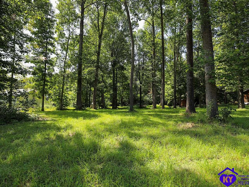 1st image of 4 Kerrwood Dr