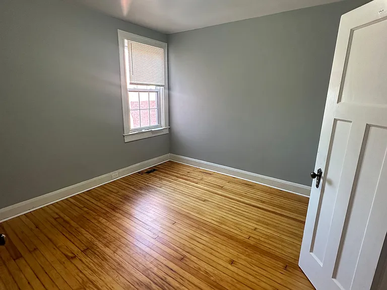 4231 Sheldon Ave — Photo 10