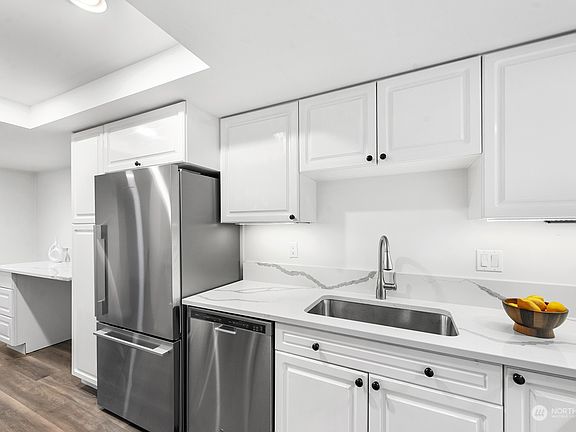 3rd image of 15508 Country Club Drive SE #A17