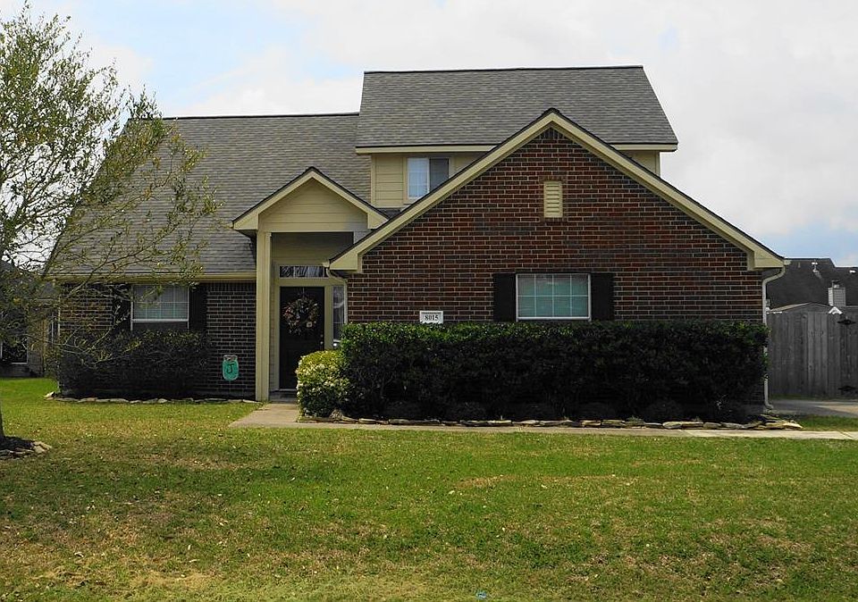 1st image of 8015 Pine Wood Ct