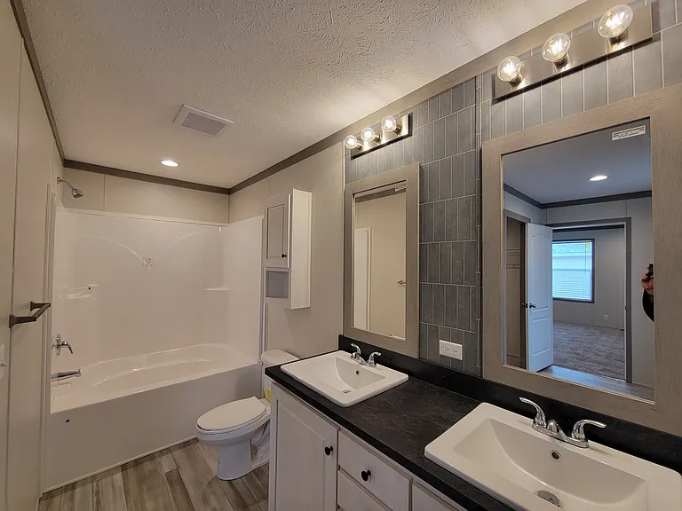 Cottonwood Cove — Photo 57