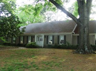 1485 Kirby Rd, Memphis, TN 38120