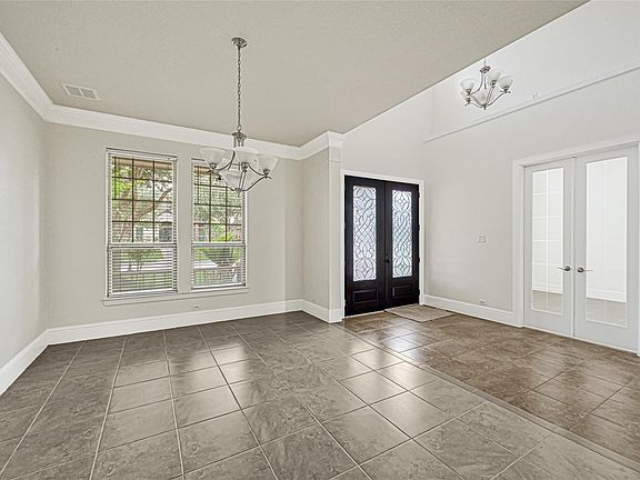 5th image of 4526 Broken Rock Ln