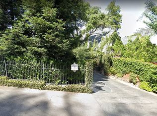 600 W Santa Inez Ave, Hillsborough, CA 94010