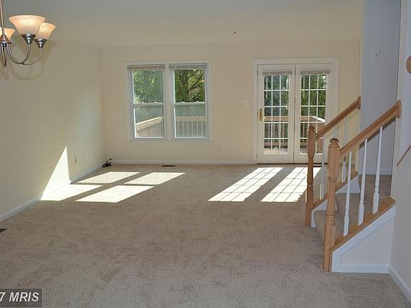 3rd image of 8626 Fountain Valley Dr