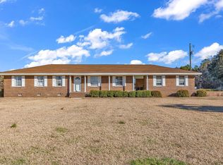 225 Pridgen Rd, Loris, SC 29569