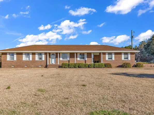 225 Pridgen Rd., Loris, SC 29569