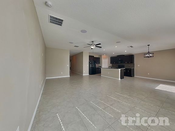 3rd image of 4148 Salt Springs Ln