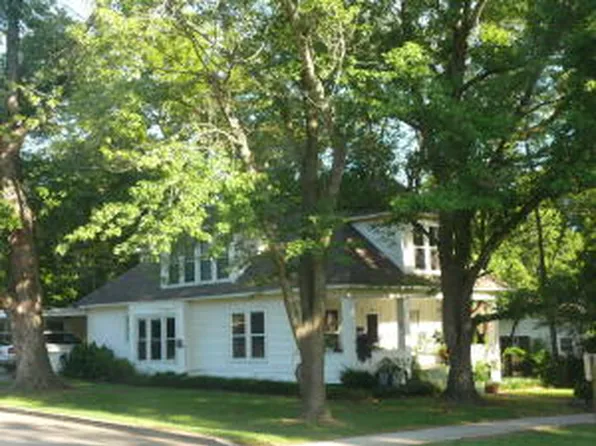 622 S Cherry St, Harrison, AR 72601