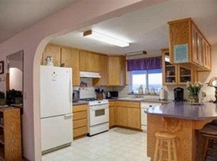 447 Merry Ln, Burbank, WA 99323