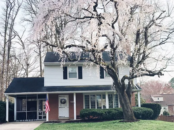 2403 Cavendish Dr, Alexandria, VA 22308