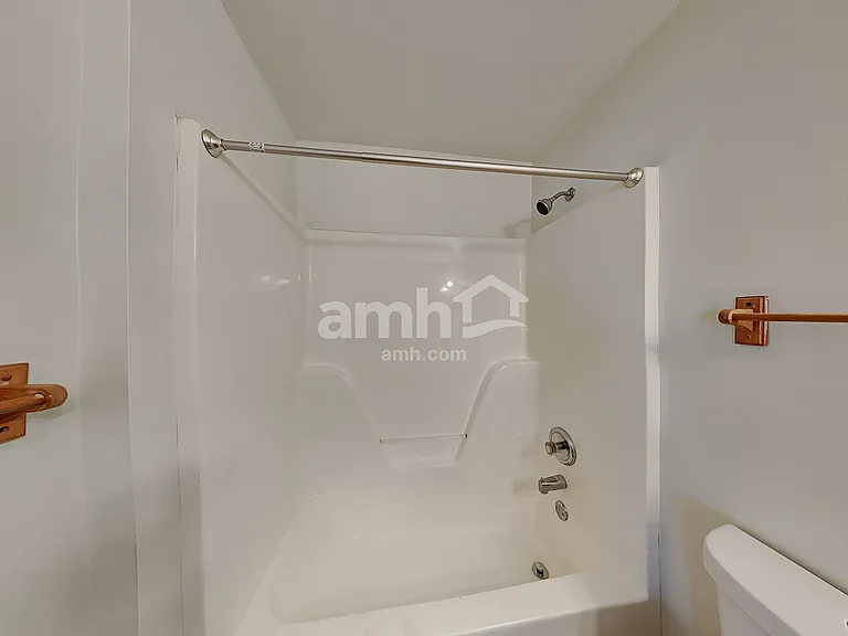 1540 Cardinal Ln — Photo 17