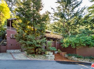 32 Haldeman Rd, Santa Monica, CA 90402