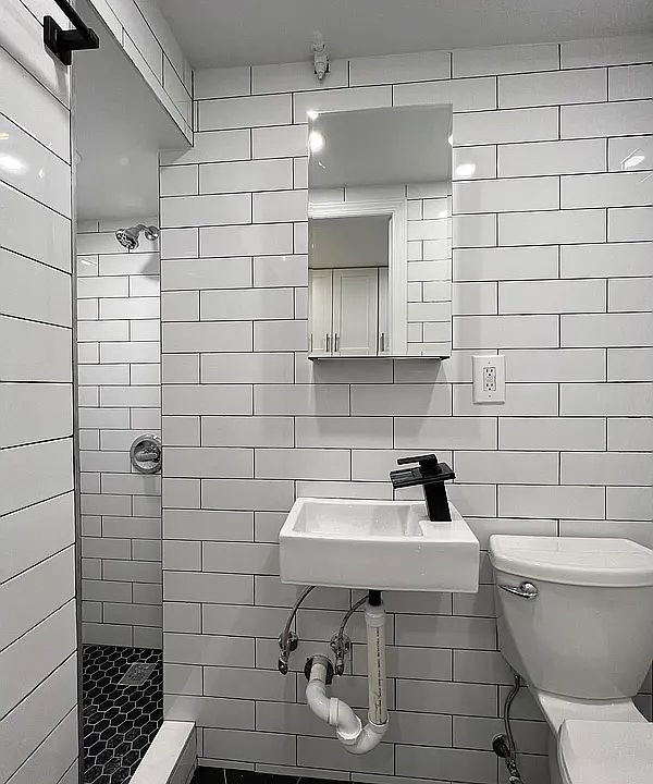 2nd image of 861 Revere Ave Floor 1