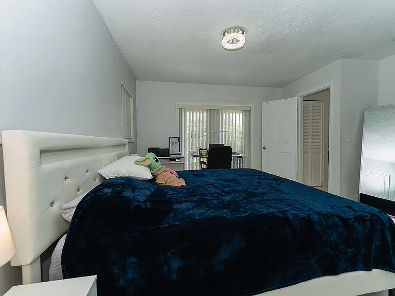 1242 SW Parma Ave — Photo 25