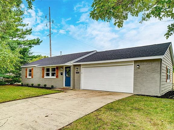 4th image of 4541 Woodbine Ave