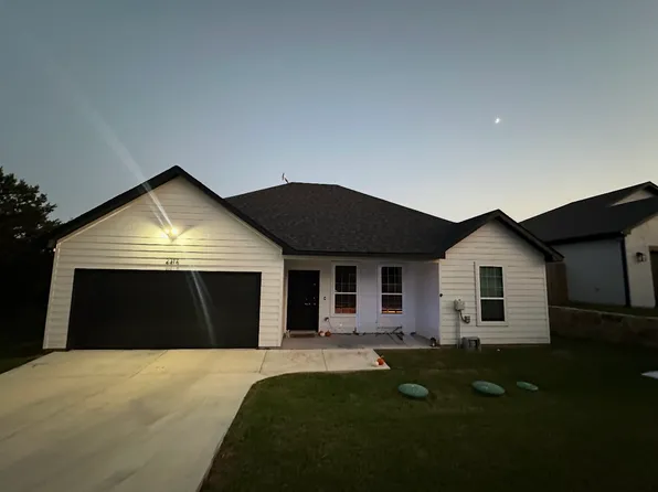 2317 Forest Hill Ln, Granbury, TX 76048